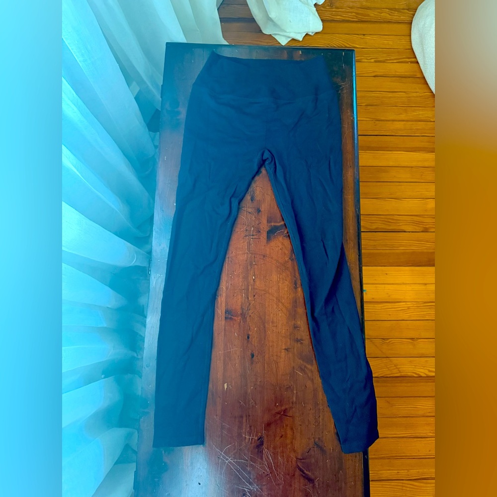 Alo ribbed high waist legging